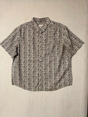 Goodfellow and Co. Men's Short-Sleeve Button-Up Shirt in Black and White Floral